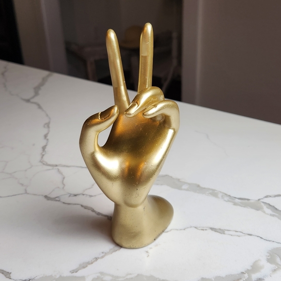 Gold Peace Sign Hand Jewelry Holder - Picture 2 of 7
